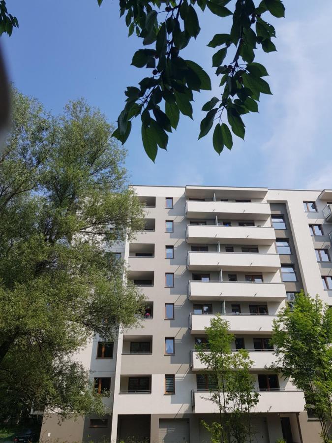 Zlota Nowa Huta Apartment Krakow Exterior photo
